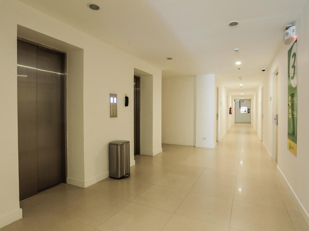 Go Hotels Ermita, Маніла Екстер'єр фото