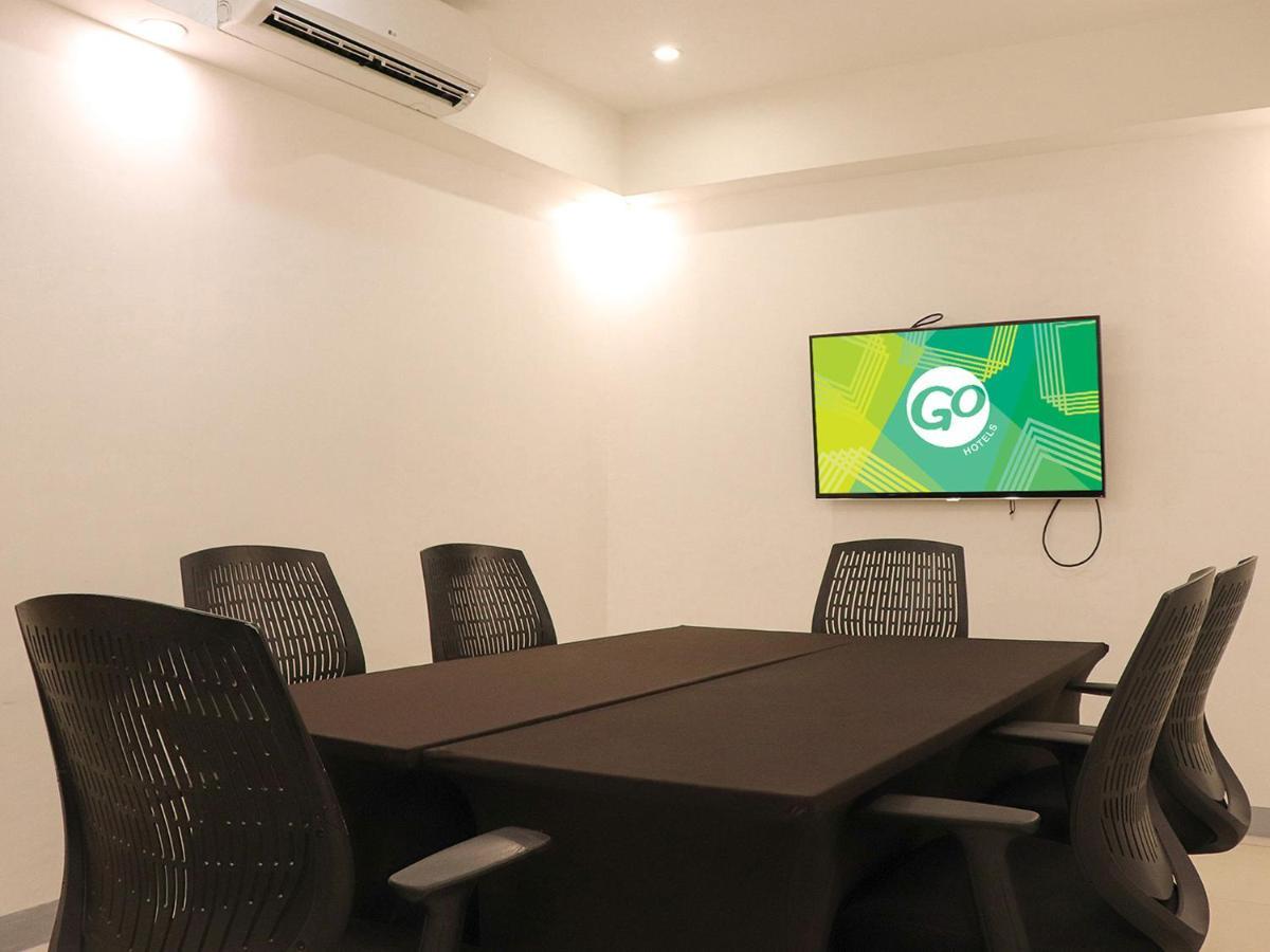 Go Hotels Ermita, Маніла Екстер'єр фото